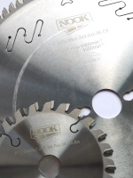 Комплект Дисковая пила Z 300/96/30/2.2/3.2 ЕА + Р 120/24/20(22)/2,2/3,1-4,7 RA/BA